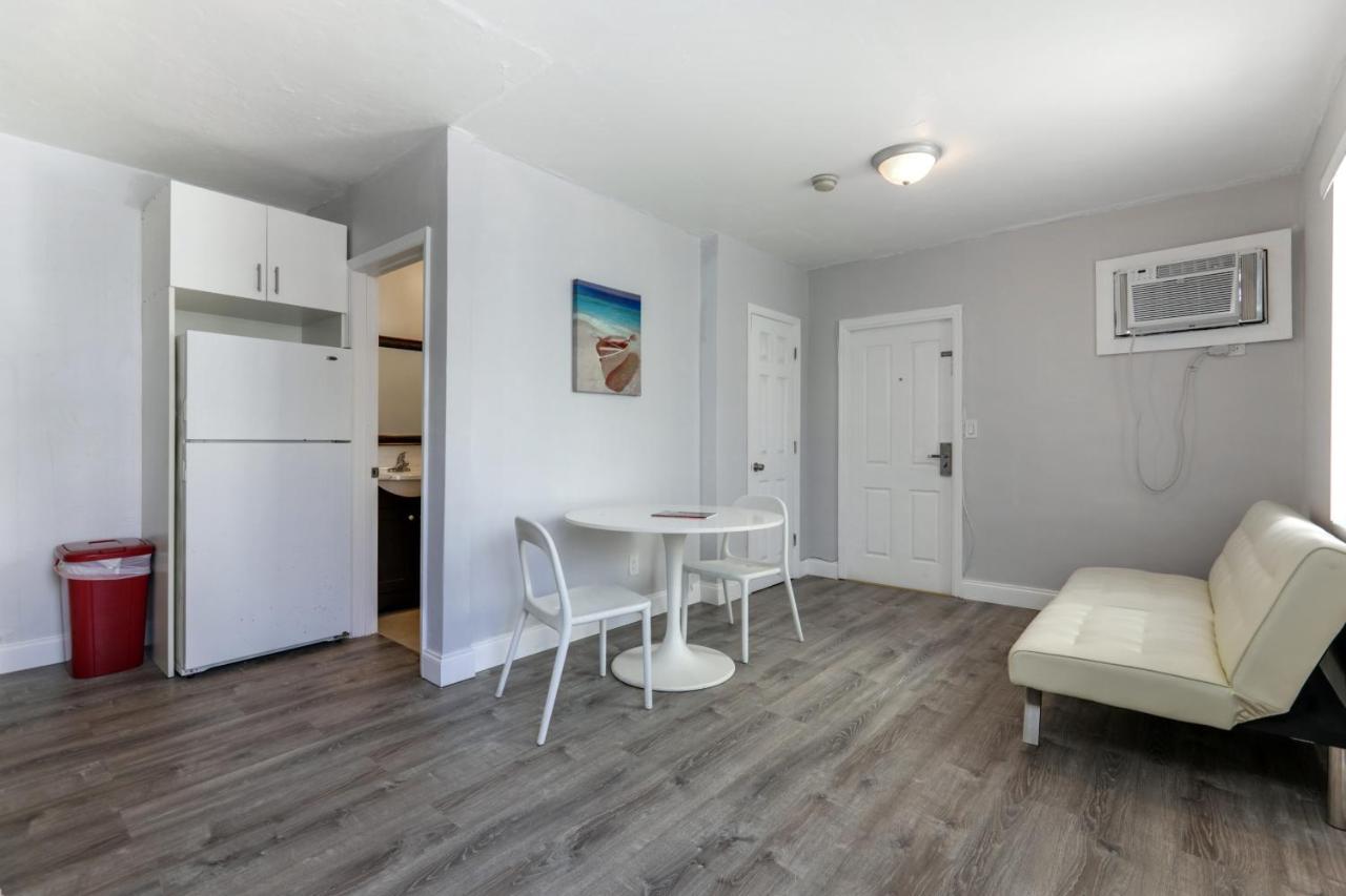 Hollywood Broadwalk Oceanside Hotel Ngoại thất bức ảnh